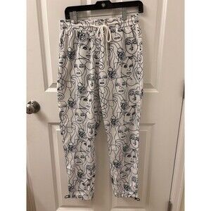 SHEIN Women’s White & Black Abstract Black & White Faces Joggers Size Small